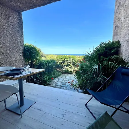 Joli Studio Vue Mer Avec Terrasse Et Jardinet A Sant Ambroggio Lumio  Exterior foto